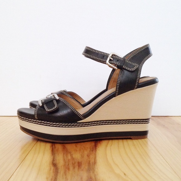 Clarks Shoes - Clarks Wedge Sandals Beige Canvas Black Straps 7